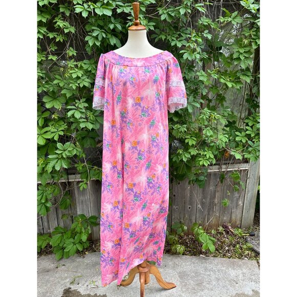 70s Lady Hamilton Muumuu Pink Floral Loungewear Short Flutter Sleeve - Picture 1 of 7